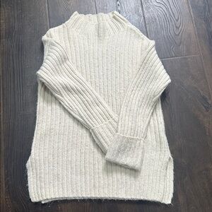 Old Navy Cream Ribbed Knit Sweater